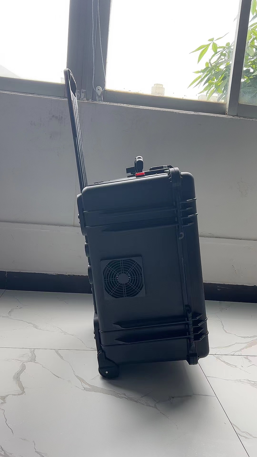 介休手拉箱型移动通信干扰器